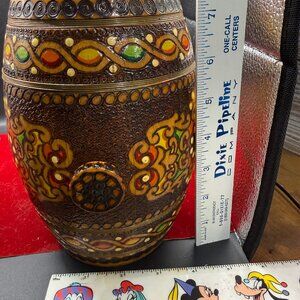 VTG wooden Cask, also known as a "pavur" or flask. Traditional folk art design.